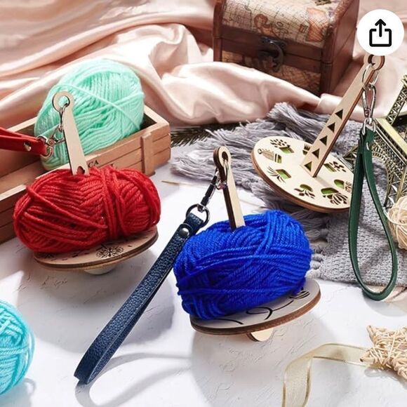 Wrist Yarn Holder: Leaves Wood Crochet Knitting Carousel Dispenser Yarn Spinner - Picture 6 of 12